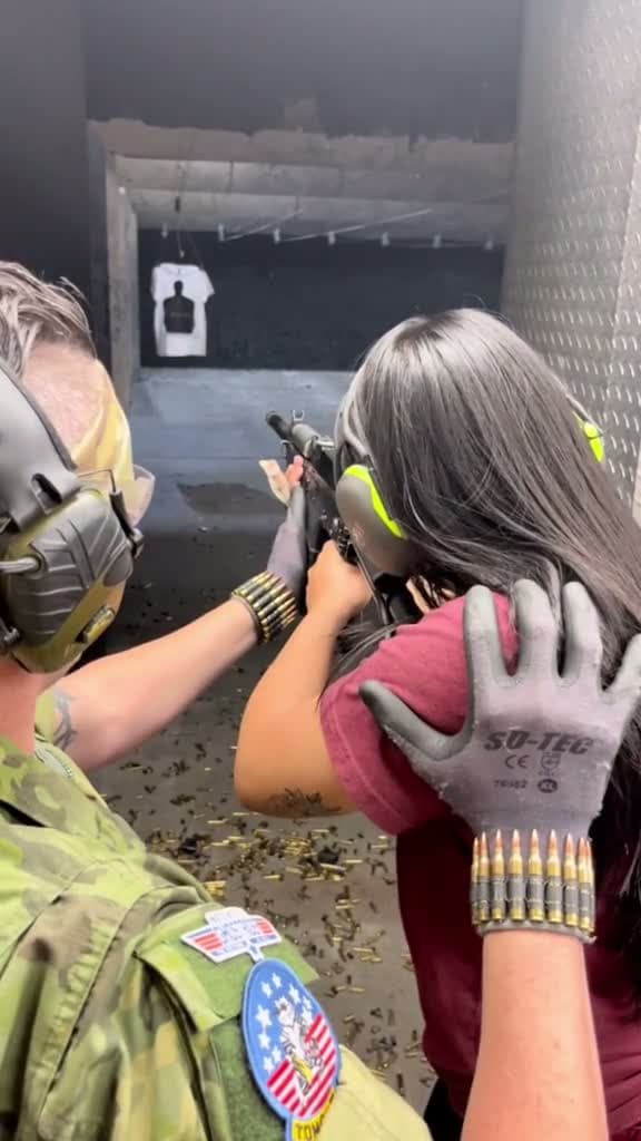 cover for VEPR-12 Automatic Shotgun in action! 🥵 #ShotgunPower #BattlefieldLasVegas #Sheesh