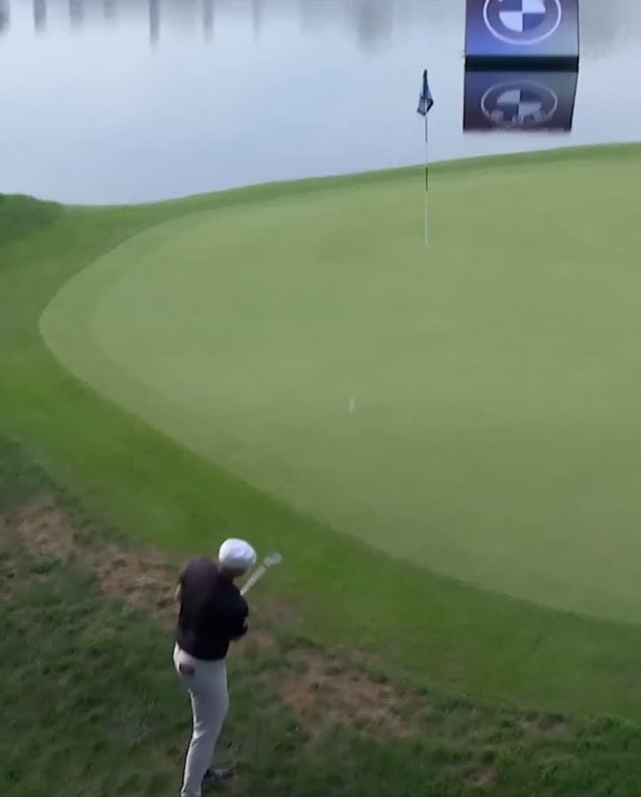 cover for Harry Hall clutched up on 17 again today — what a finish! 🏌️‍♂️🔥 #HarryHall #Golf #ClutchShot #Hole17 #Sports