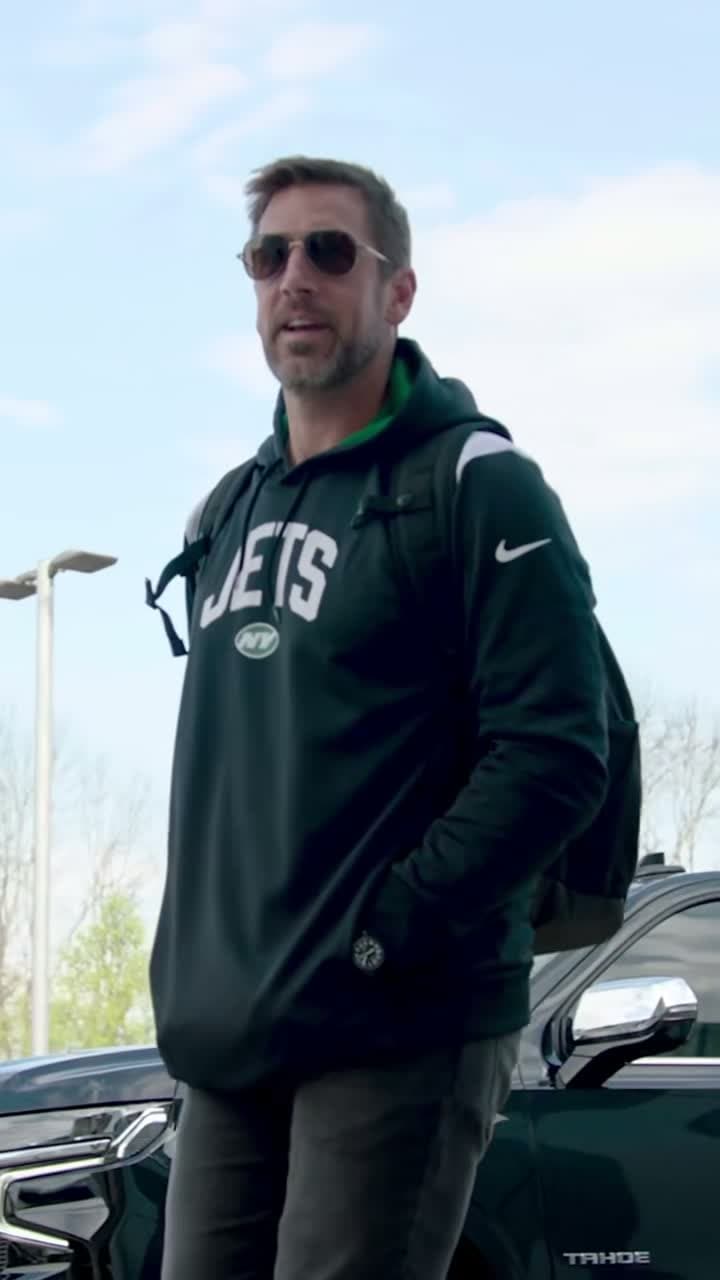 cover for Aaron Rodgers making magic on the field! 🔥 #NFL #AaronRodgers #Jets