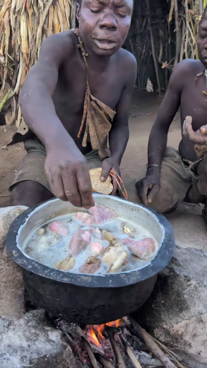 cover for The best chief taste the spices 😋‼️ So delicious natural Soup cooked by bushmen middle of forest #hadzabetribe #africastories #tiktokindia #UK #USA