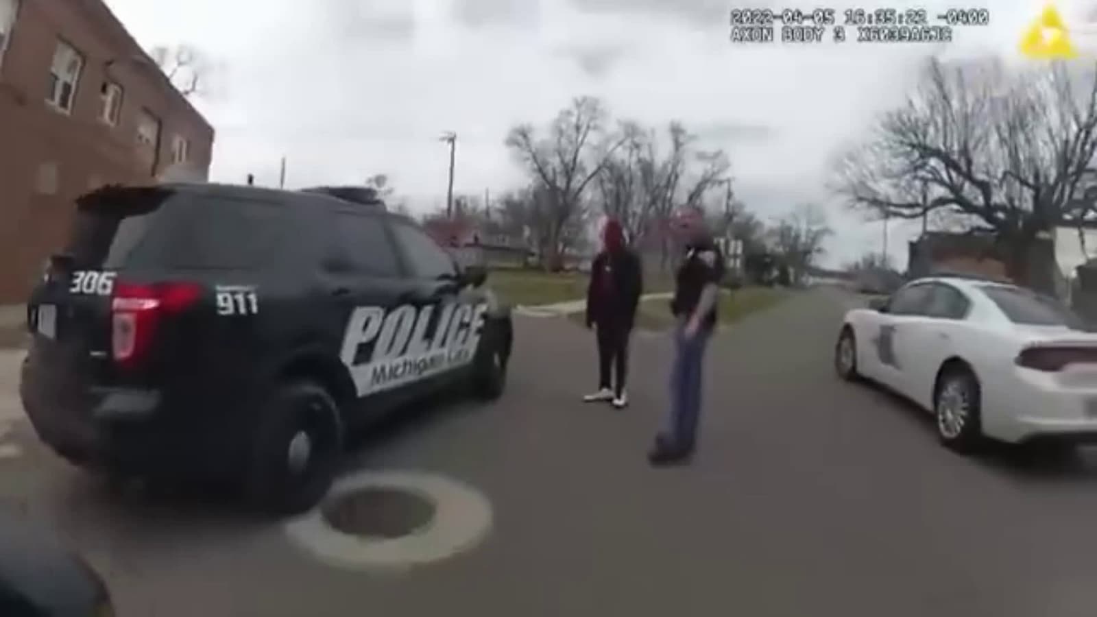 cover for Bro should of nvr run from them 😭 #fyp #viral  #entertainment  #scoopz  #cops  #explore  #caughtoncamera  #prank 