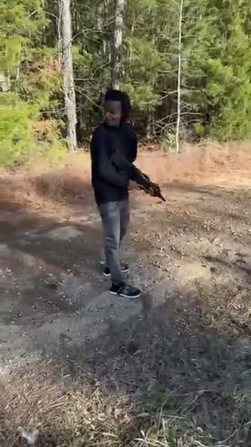cover for ONE HAND WITH BULLPUP 😳😂 #viralvideos #edc #airsoft#CraziestStoryEver