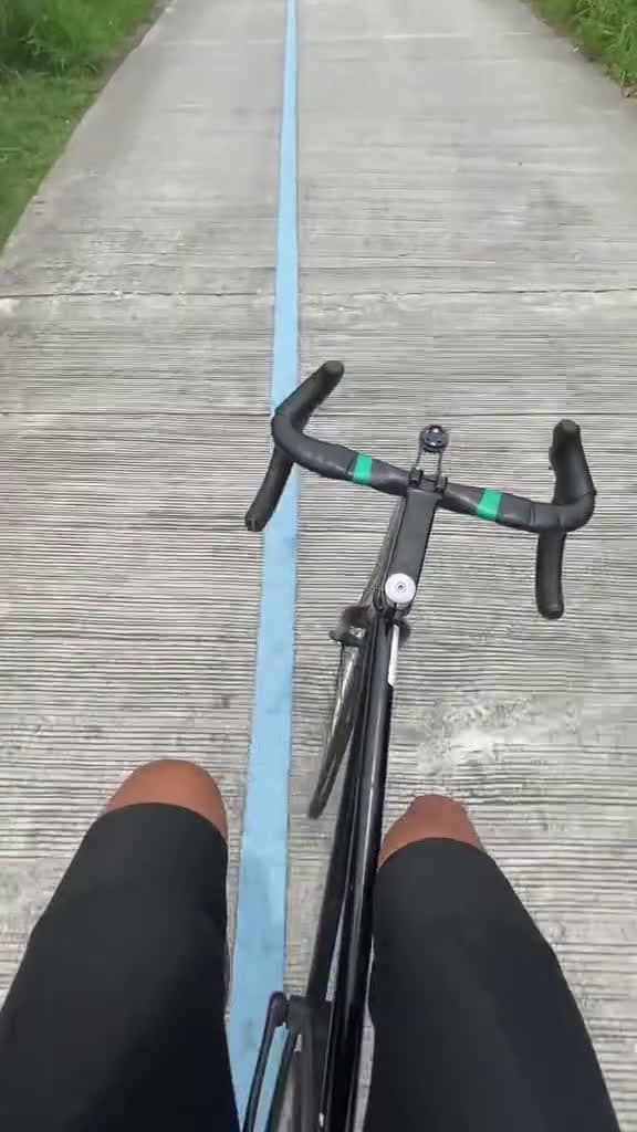 cover for pick up f sa etivac Rosario aaaaaa solid dayo  #fixedgear #4u #cyclingtiktok #fixedgearphilippines #siklistangtiktoker #pyf #cyclingtiktok  created by who's niel𖣂 with who's niel𖣂’s original sound - who's niel𖣂