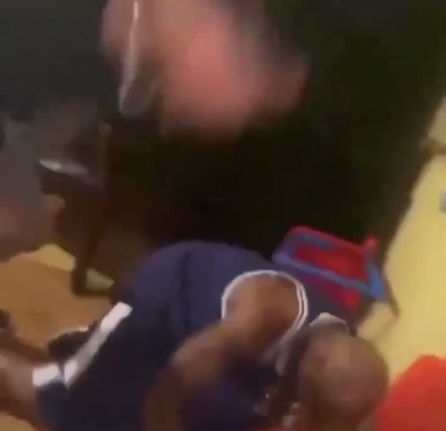 cover for Shouldn’t have put hands on his momma 🤣🤣.       ⚠️everyone is 18+ in this video⚠️.    #CaughtOnCamera  #fyp  #firstvideochallenge  #fight  #fightcam  #viral  #viralvideo    #lifedrama  #followme  #xyzbca  #comedy