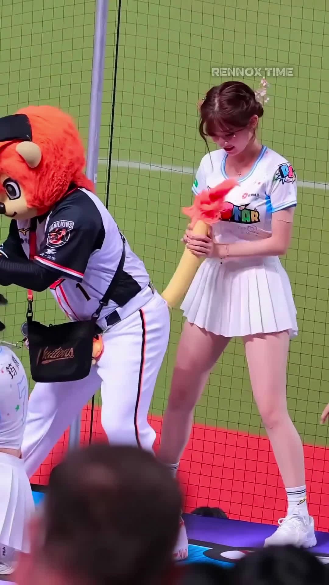 cover for The tail of the lion mascot is also a target LOL! Lee Ju-Eun Cheerleader #bodycam 