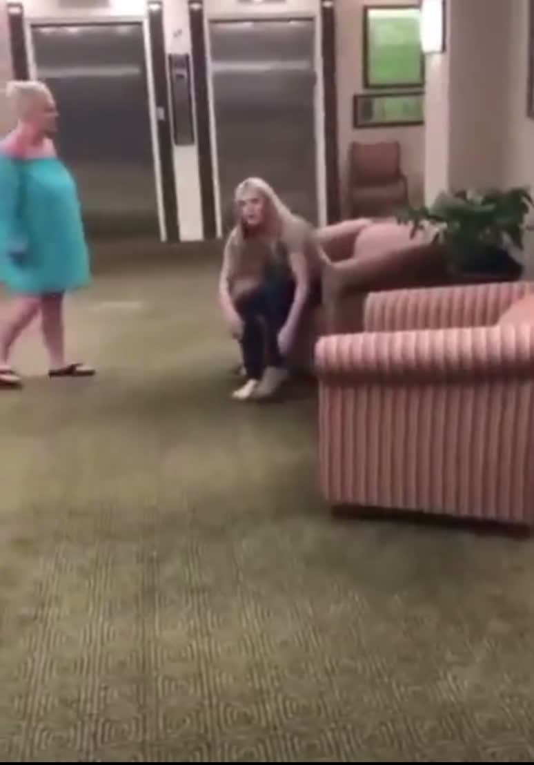 cover for Karen tried too fight woman… #caughtoncamera  #viral  #fight  #worldstar  #scoopz  #scoopzreels  #fyp full