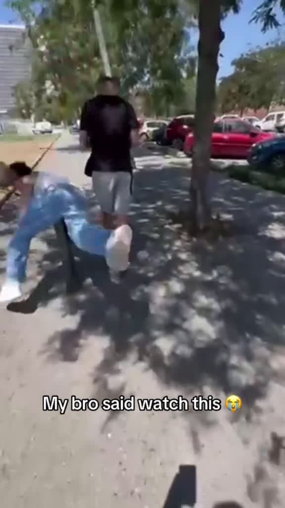 cover for Funny moments 🤣🤣 #funny #fyp #foryou #funnyvideos #funnymoments #omg #viral #viralvideo #usa #scoopz 