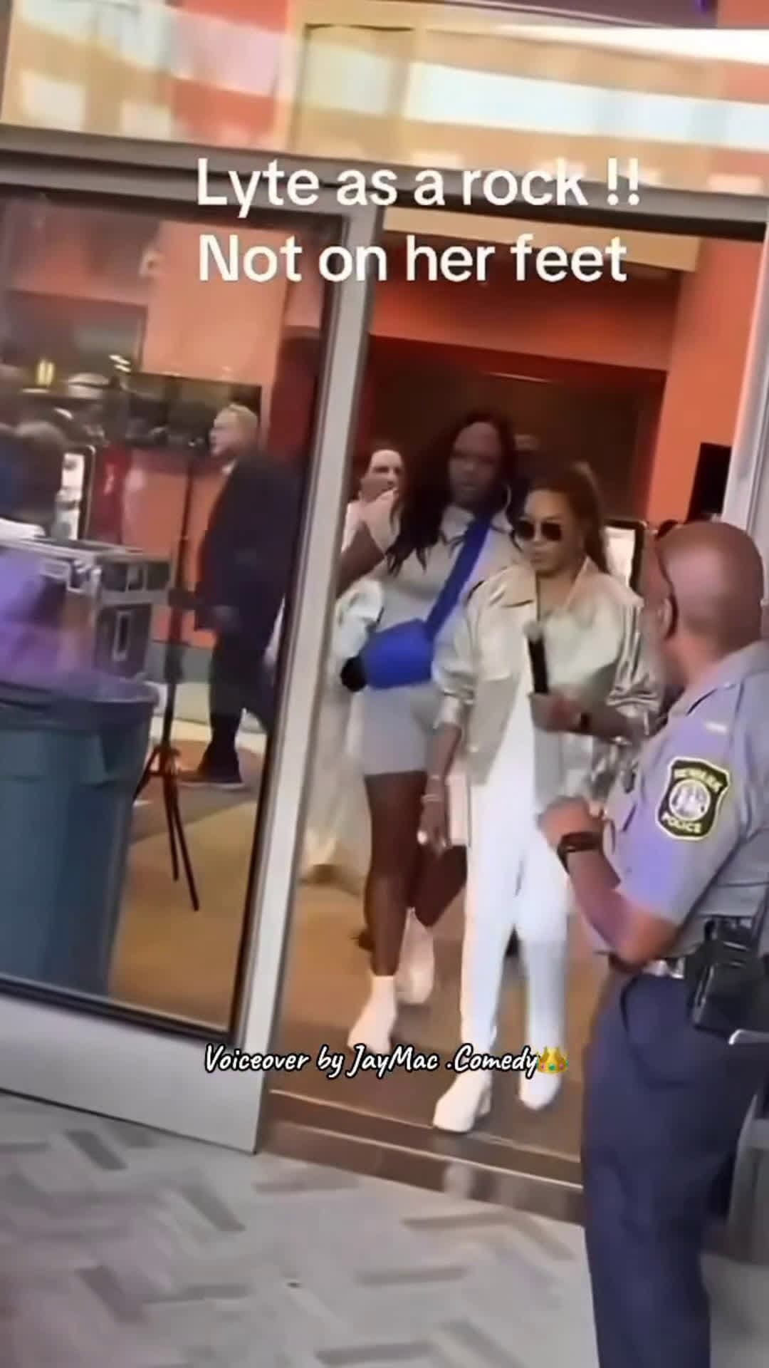 cover for I really love #McLyte to death 💜but this locked me!🤣🤣🤦🏾 The drummer didn't stop tho!!😭🤣🤦🏾 #ExplorePage #FYP #Lol #Viral 