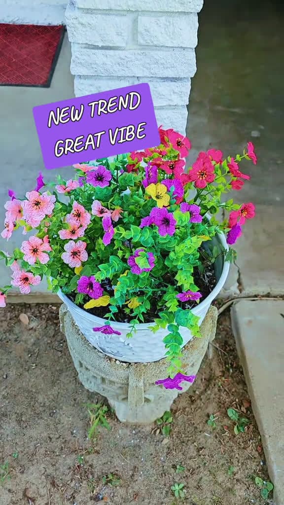 cover for #artificialflowers #lovethem#savesmoney#artificialflower #artificialflowerarrangement created by ❌️❤️LisaKfromLA❤️❌️ with ❌️❤️LisaKfromLA❤️❌️’s original sound