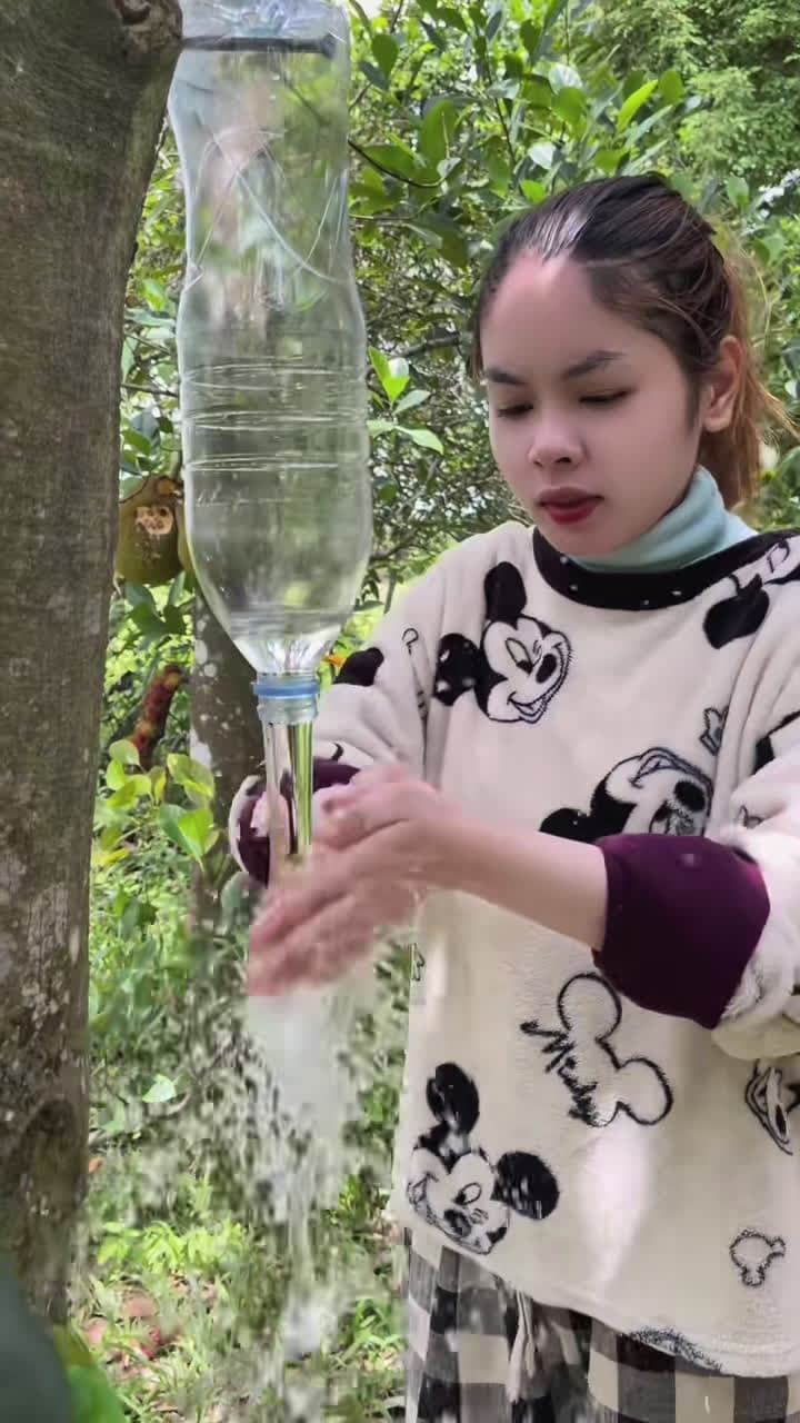 cover for Survival skills: Single mom shows SURVIVAL and Useful save Water & Soaps #camping #bushcraft #Outdoors #survival