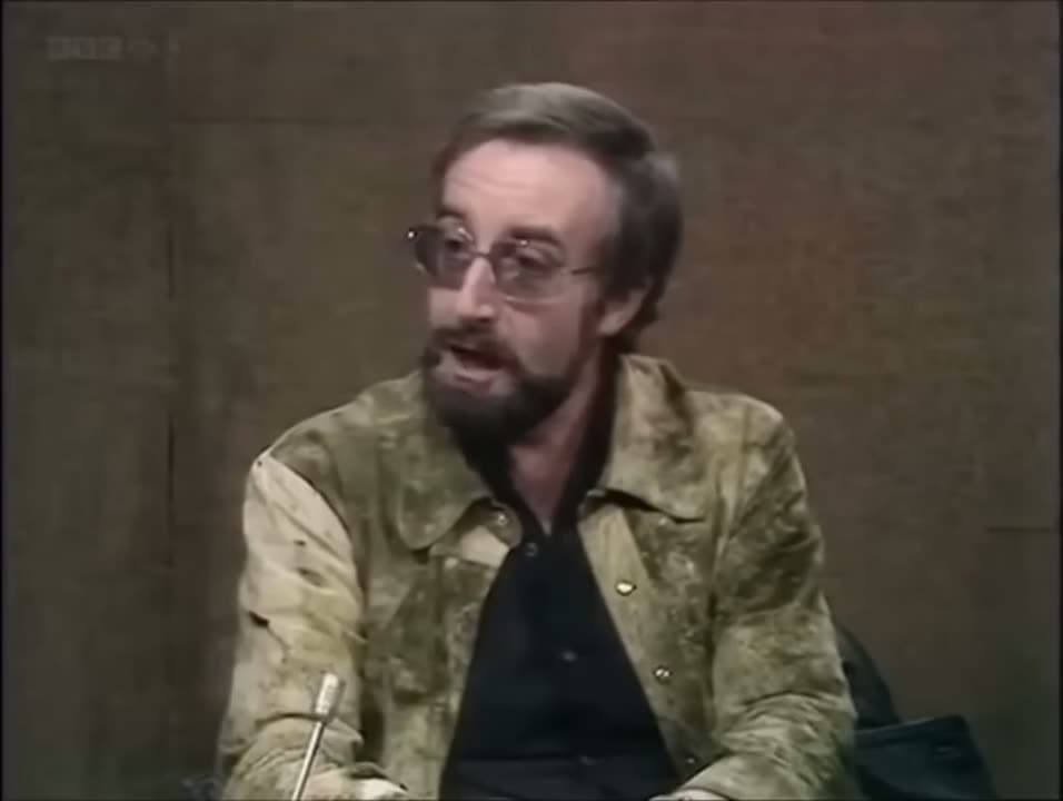 cover for Peter Sellers' spot-on Michael Caine impression from 1972 🎭 #ClassicComedy #PeterSellers #MichaelCaine