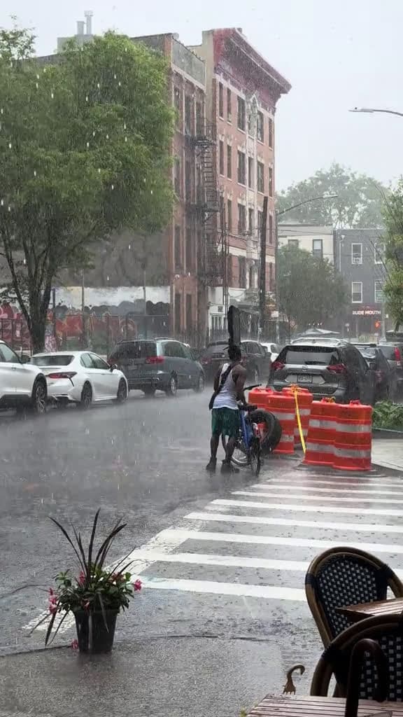 cover for either way, I'm impressed 📺☔